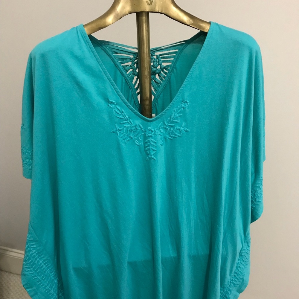 Awesome Billabong Turquoise Embroidered Shirt